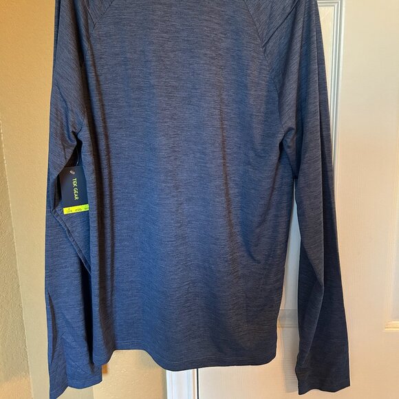 Tek Gear Dry Tek Long Sleeve Men's Shirt - Dark Blue - Medium - NWT - Picture 7 of 8